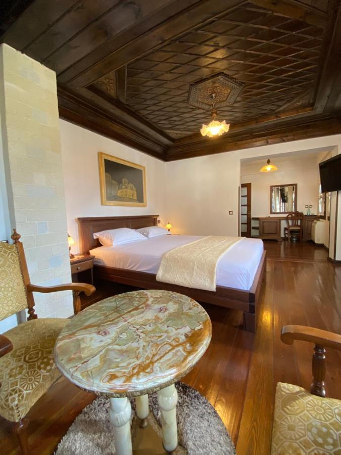 Boutique Hotel Muzaka Берат Экстерьер фото