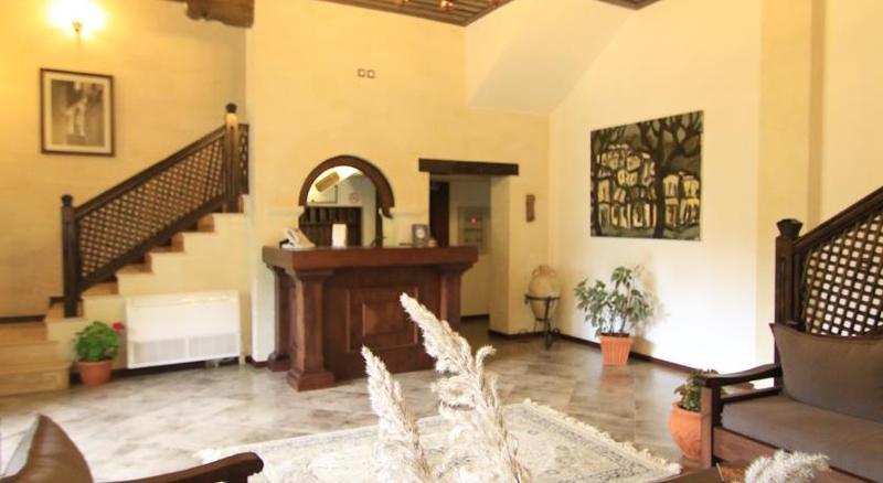 Boutique Hotel Muzaka Берат Экстерьер фото