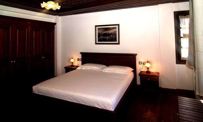 Boutique Hotel Muzaka Берат Экстерьер фото